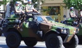 法国装甲车爆料视频大全,揭秘现代军事装备风采