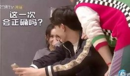 圈内爆料邓伦和杨幂,娱乐圈新恋情引热议