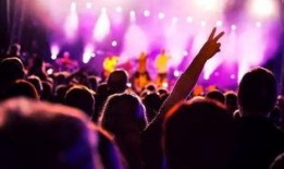 飞艇音乐节爆料预告视频,视听盛宴即将启幕，狂欢之夜一触即发