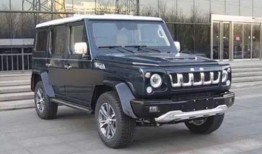 北汽bj80最新款爆料,硬派越野新标杆，豪华配置再升级