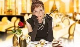 蒂凡尼的早餐 在线观看,经典爱情电影的浪漫之旅