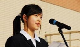 邹瑜学生爆料是真的吗视频,邹瑜学生爆料视频真实性揭秘