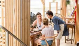 中餐厅1在线观看免费,美食之旅，温馨瞬间，尽在其中