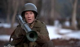 英雄连电影在线观看,激战岁月，荣耀再现